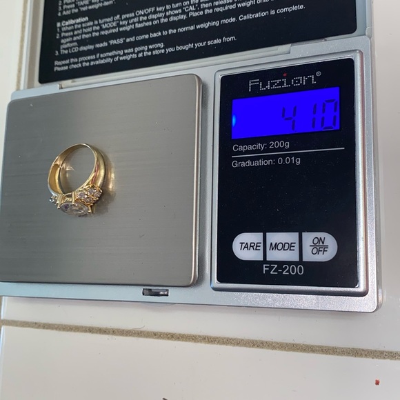 14K Yellow Gold Large CZ Ring - Picture 15 of 16